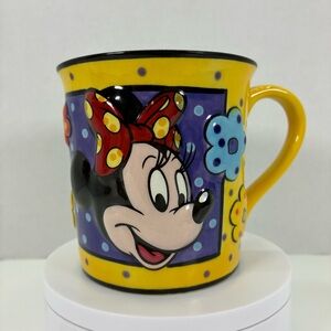Disney Minnie Mouse Flower Ceramic 3D Coffee Cup Mug, Yellow With Blue Interior